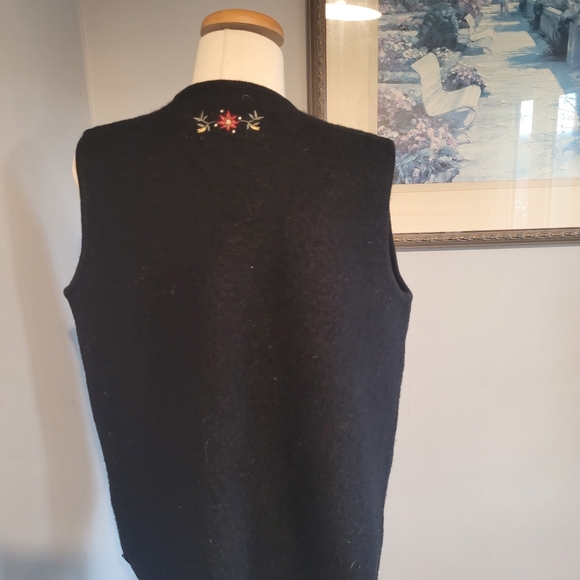 Mat Collection Embroidered Black Wool Vest Size M - Picture 7 of 11